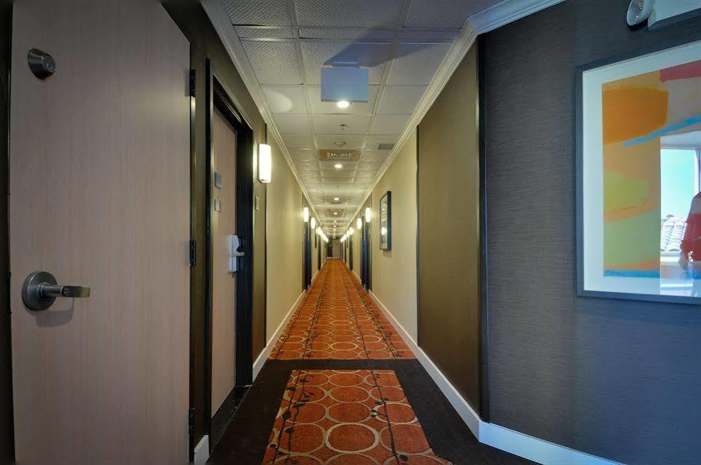 Best Western Plus Rancho Cordova Inn Exteriör bild