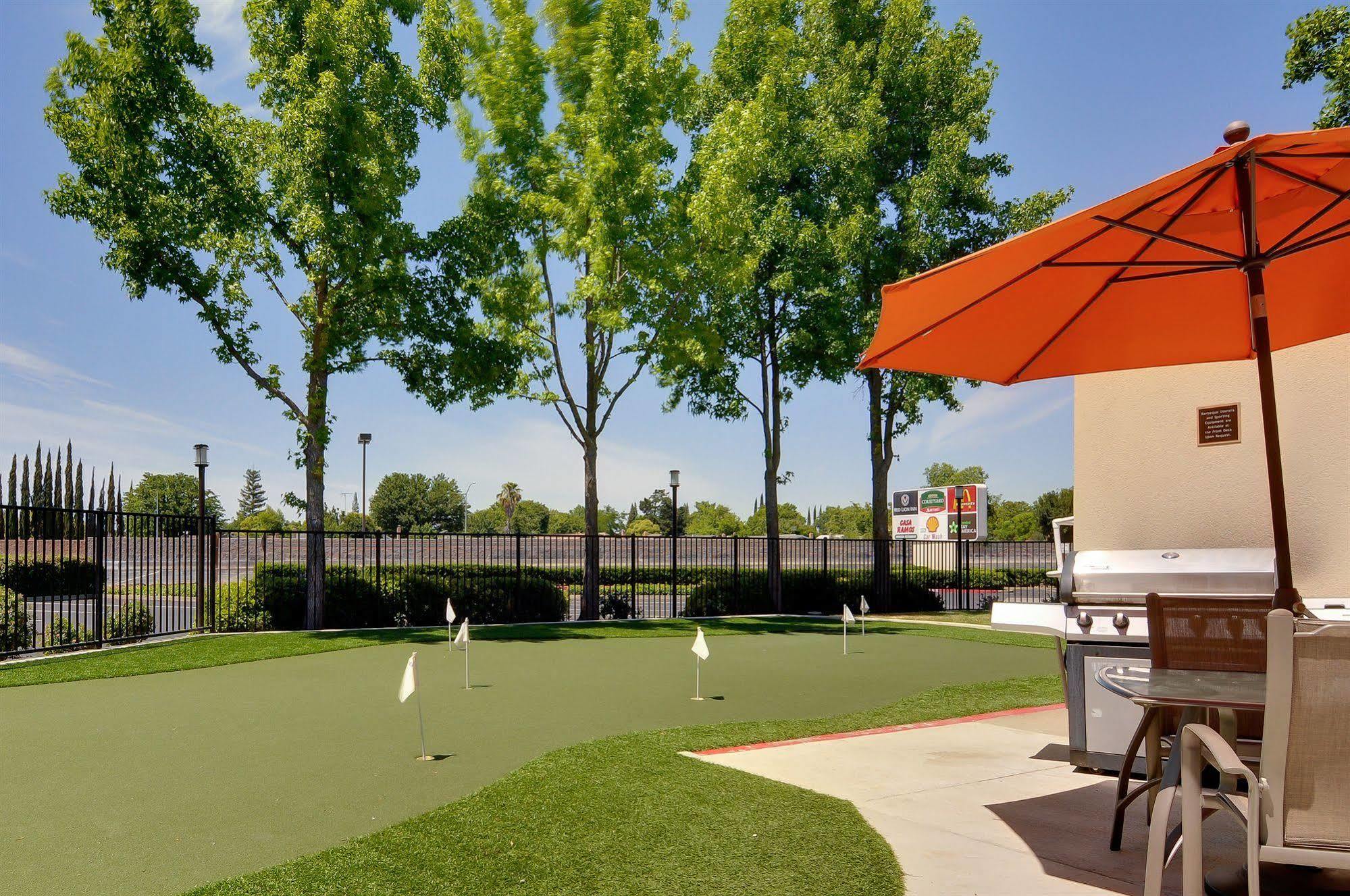 Best Western Plus Rancho Cordova Inn Exteriör bild
